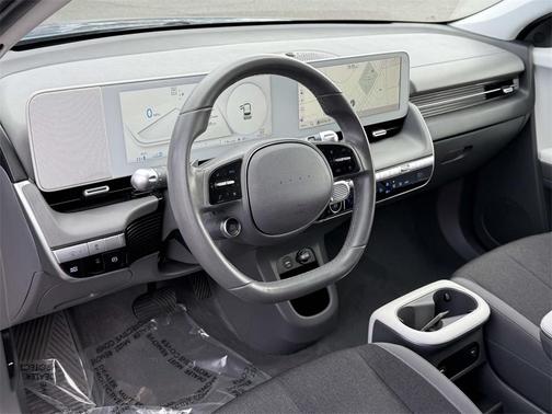 2022 Hyundai IONIQ 5 SE