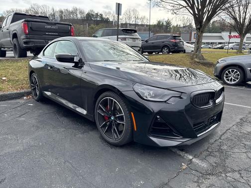 2025 BMW M240 i xDrive