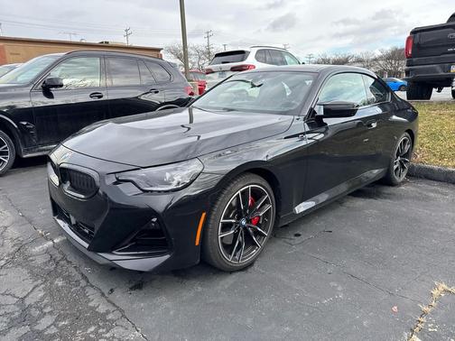 2025 BMW M240 i xDrive