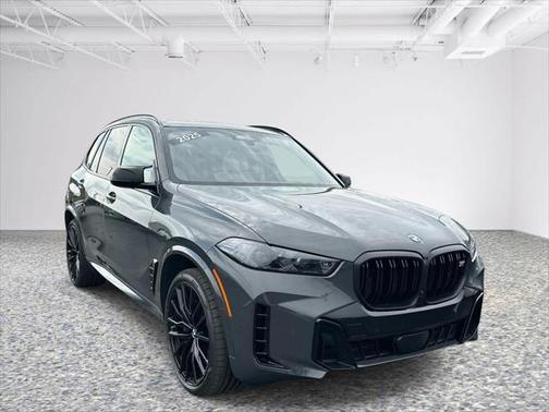 2025 BMW X5 M60i