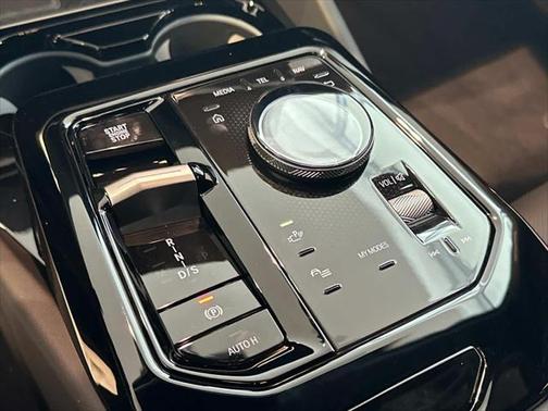 2026 BMW 530 i xDrive