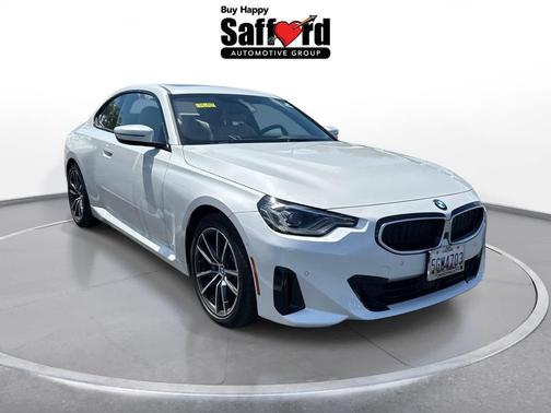 Mineral White Metallic 2025 BMW 230 xDrive