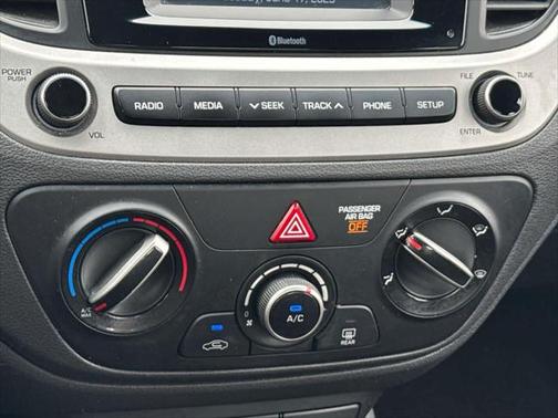 2019 Hyundai Accent SE