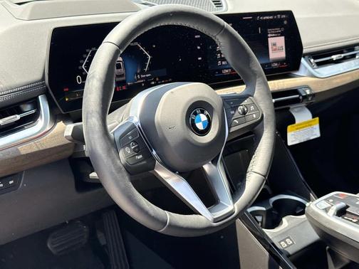 Space Silver Metallic 2026 BMW X1 xDrive28i