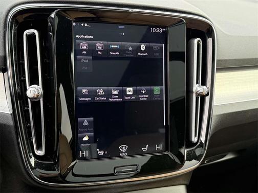 2019 Volvo XC40 T5 Momentum