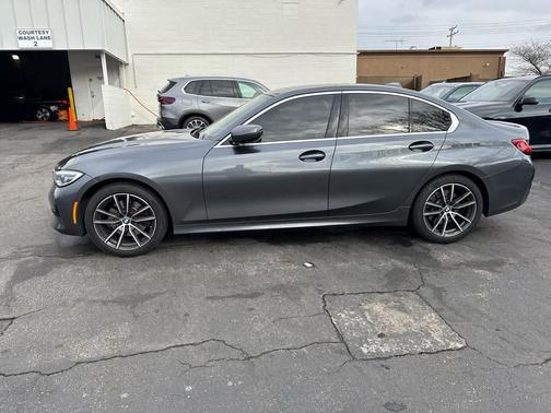 2021 BMW 330 xDrive
