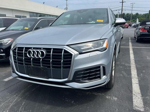2021 Audi Q7 55 Premium Plus