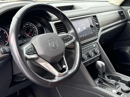2021 Volkswagen Atlas 3.6L SE w/Technology