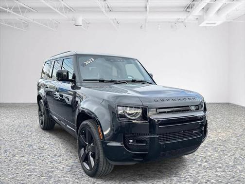 2023 Land Rover Defender 130 X-Dynamic SE