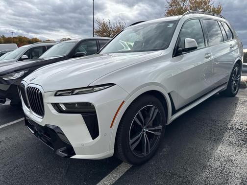 2023 BMW X7 xDrive40i