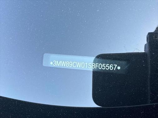 2025 BMW 330 i xDrive