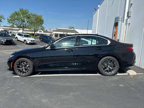 2025 BMW 330 i xDrive