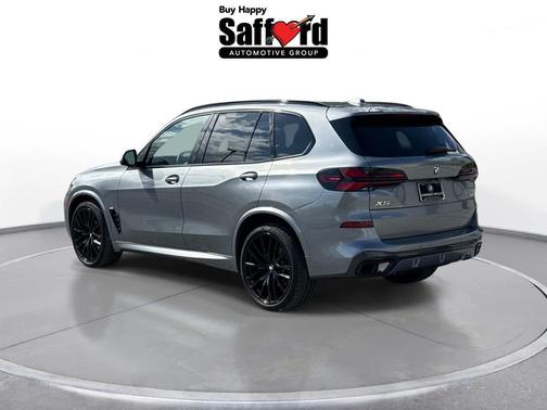 Gray 2024 BMW X5 xDrive40i