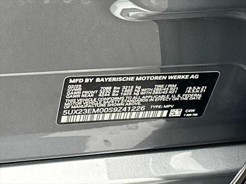 2025 BMW X7 xDrive40i