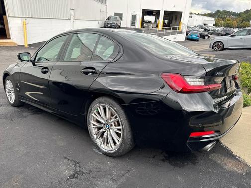 2023 BMW 330 xDrive