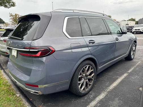 2023 BMW X7 xDrive40i