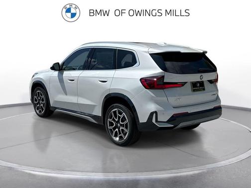 Mineral White Metallic 2026 BMW X1 xDrive28i