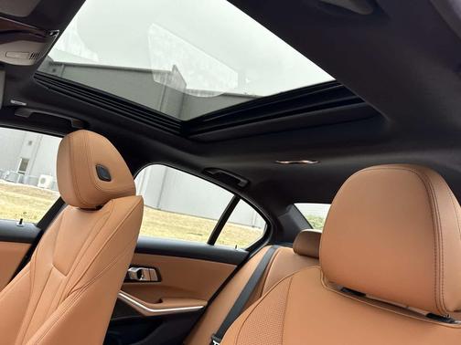 2026 BMW 330 xDrive NA