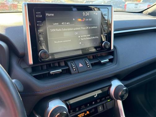 2021 Toyota RAV4 Hybrid SE