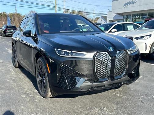 2025 BMW iX xDrive50