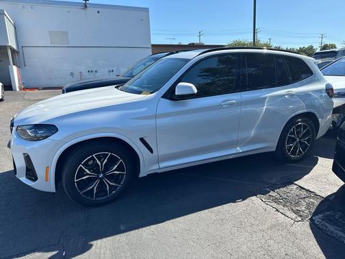 2023 BMW X3 xDrive30i