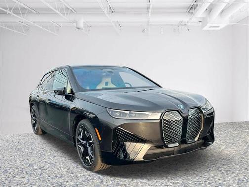 2025 BMW iX xDrive50