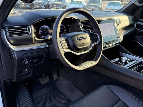 2025 Jeep Wagoneer L Series II Carbide 4x4