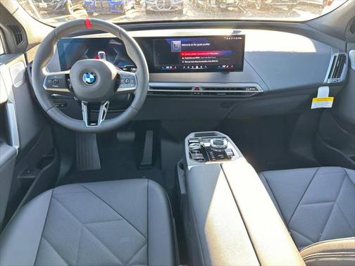 2025 BMW iX M60