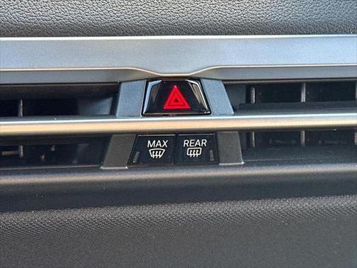 2025 BMW iX M60