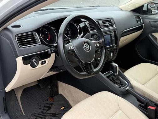 2016 Volkswagen Jetta 1.8T SEL