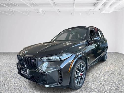 2024 BMW X5 M60i
