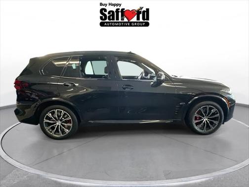 2024 BMW X5 M60i