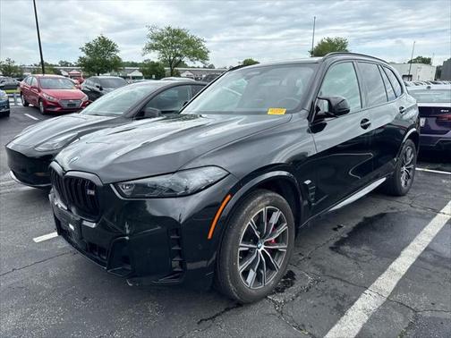 2024 BMW X5 M60i