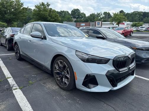 2025 BMW i5 xDrive40