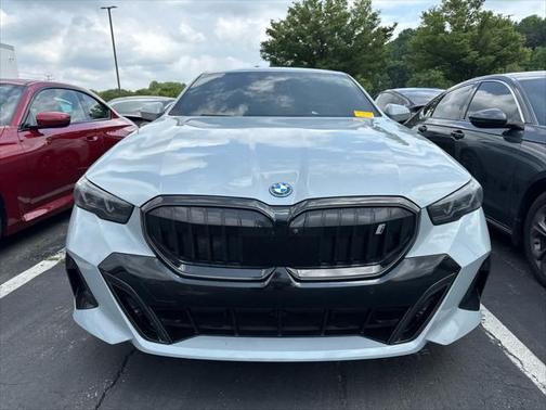 2025 BMW i5 xDrive40