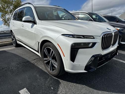 2024 BMW X7 xDrive40i