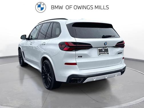 2026 BMW X5 M60i