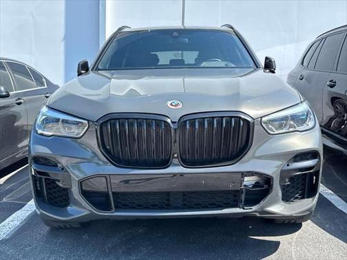 2022 BMW X5 M50i
