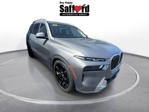 Skyscraper Grey Metallic 2026 BMW X7 xDrive40i