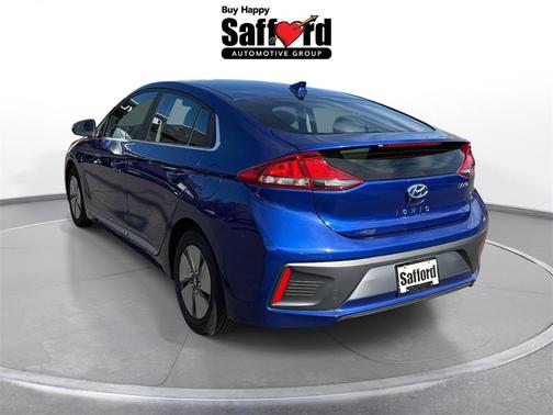 2022 Hyundai IONIQ Hybrid SE