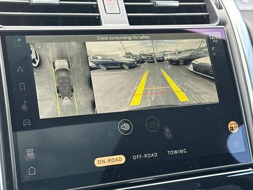 2023 Land Rover Discovery P300 S R-Dynamic