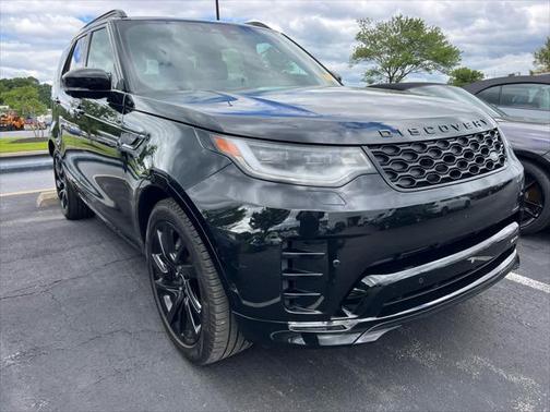 2023 Land Rover Discovery P300 S R-Dynamic