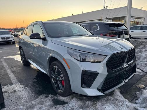 2025 BMW X2 xDrive28i