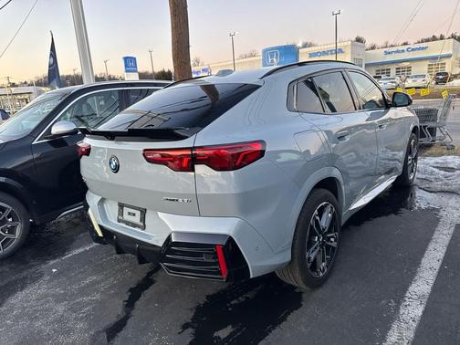 2025 BMW X2 xDrive28i