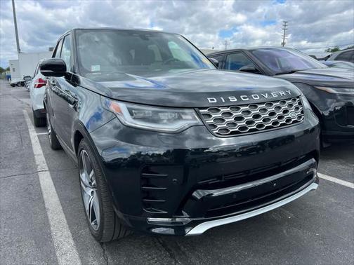 2023 Land Rover Discovery P360 Metropolitan Edition