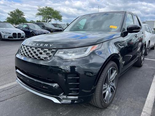 2023 Land Rover Discovery P360 Metropolitan Edition