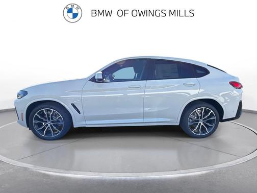 2025 BMW X4 xDrive30i