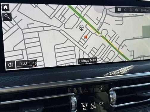 2025 BMW X4 xDrive30i