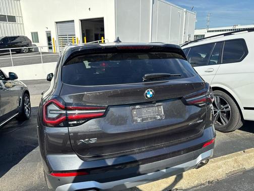 Dark Graphite Metallic 2024 BMW X3 xDrive30i