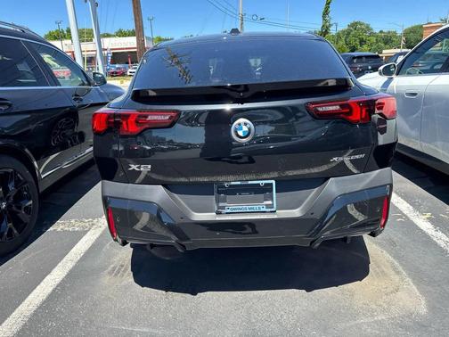 Black 2025 BMW X2 xDrive28i